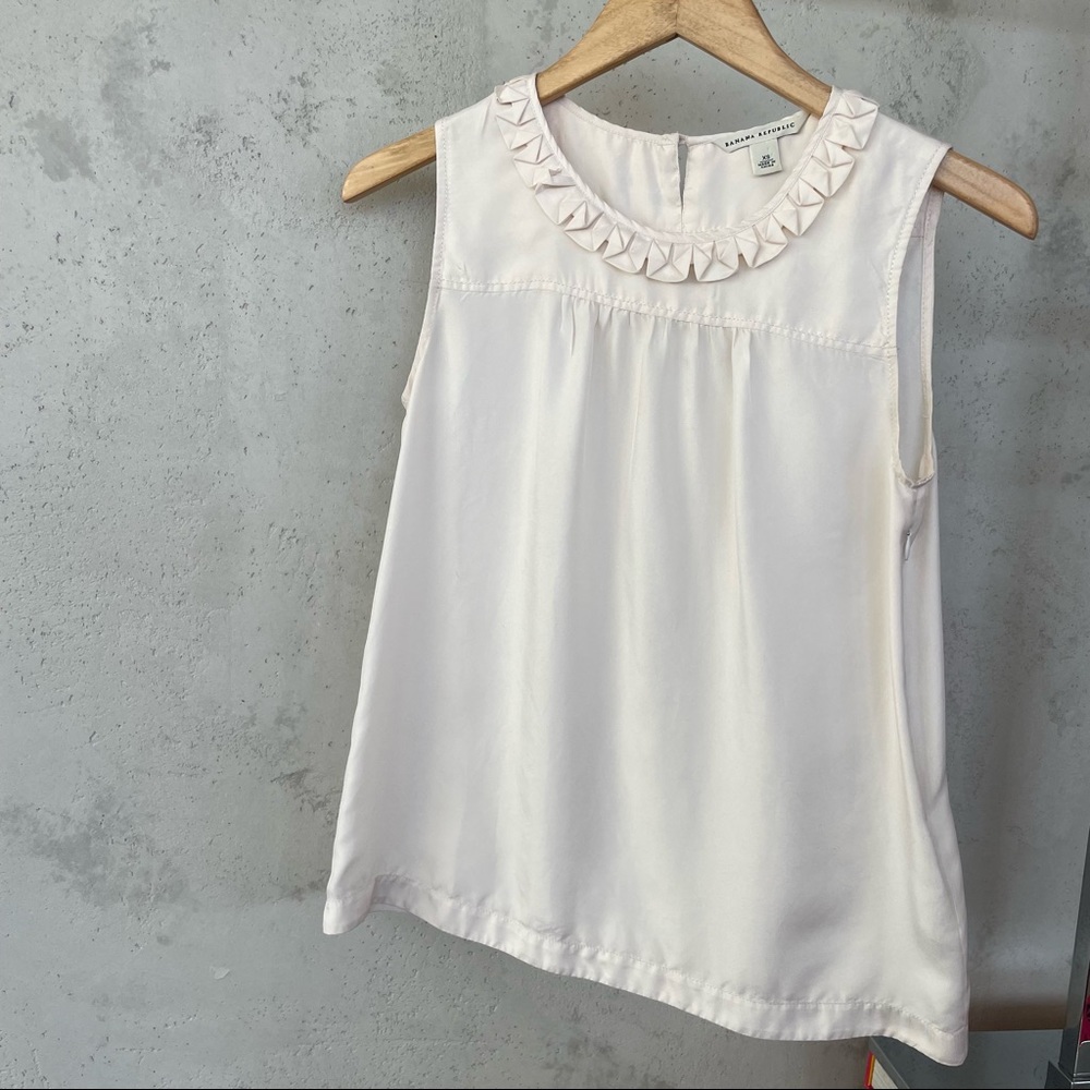 Banana Republic silk blouse